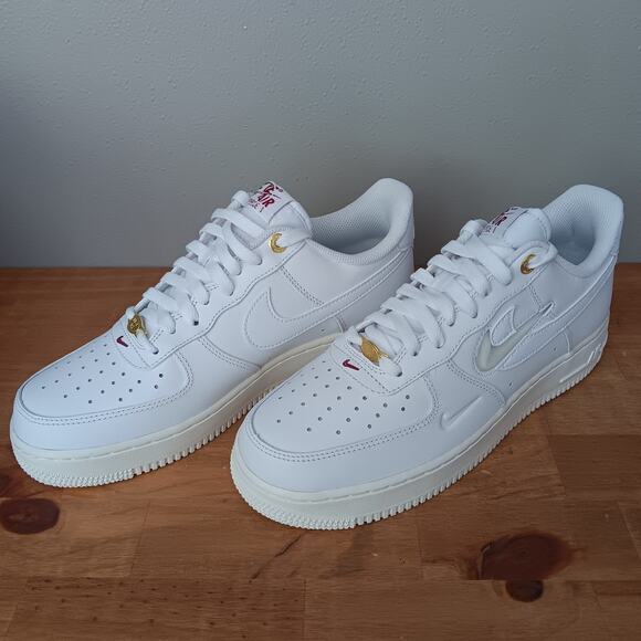 Nike Air Force 1 '07 Premium History Of Logos White Sail Womens 10 Mens 8.5 NWB - Picture 4 of 15